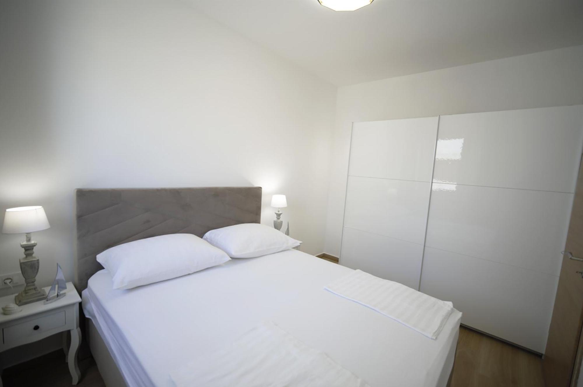 Appartamento Nautica Ražanac Esterno foto